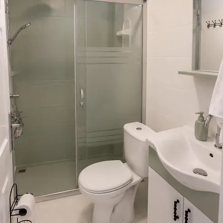 Seaview Apartment *